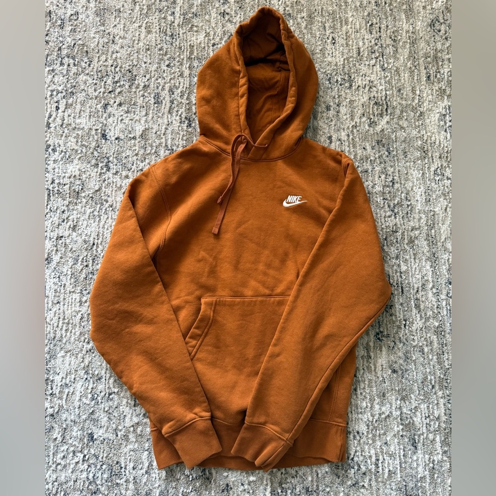 Nike Brown Hoodie Sweatshirt with Iconic Swoosh